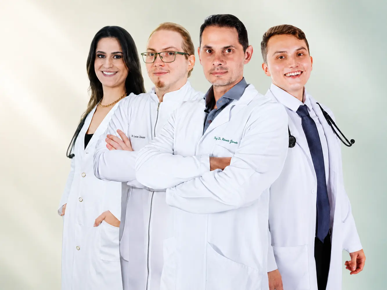 Equipe multidisciplinar da Clínica Zanuto